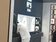 -Chanel(德基广场店)