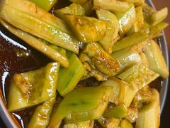 拍黄瓜-许哥东北烧烤·铁丳烤串·宫后夹肉(繁花中心店)