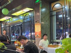 -云晓光头烧烤吧(德平路店)