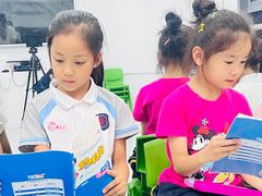 -蓝话筒·少儿成人演讲口才·主持朗诵·戏剧表演(大华第一坊店)
