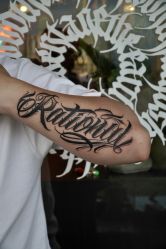 -729CLUB美式风格纹身店