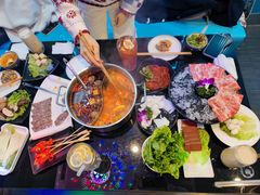 -唯爱KTV聚会餐厅(仙林东城汇店)