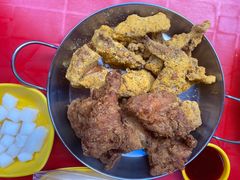 -BHC炸鸡(明洞总店)