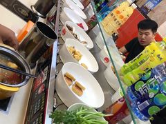 -烫煮风旋转涮吧自助小火锅(洪楼大润发店)