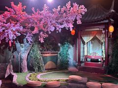 -暴风岛沉浸式体验馆(百联世纪店)