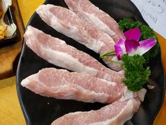 -唯成•韩国炭火烤肉 유성고기