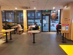 -麦当劳(东岳大道店)