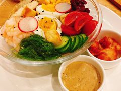 鲜虾鸡肉凯撒色拉-LO CALCOW卡路力轻食主义餐厅(陆家嘴店)