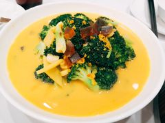 上汤西兰花-新名仕新白玉兰餐厅