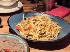 -耶里夏丽·丝路新疆菜·清真食品(徐汇南丹东路臻选店)