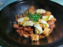 -鱼窝棚柴火铁锅炖(富山屯店)
