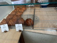 -VERIE BAKEHOUSE