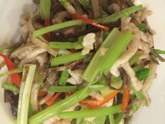 五彩扁笋炒肉丝-峨嵋酒家(德内店)