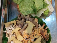 -野菌园·野生菌火锅首创第一家(关兴路总店)