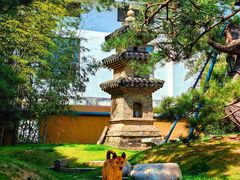 -龙华寺