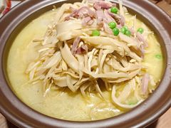 -吴越荣记苏州菜·松鼠桂鱼100%活鱼现做(斜塘老街店)
