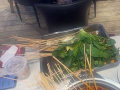 -钢管厂五区小郡肝串串香(蜀都万达店)