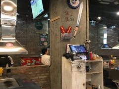 -马路牙子烧烤音乐酒馆(望京店)