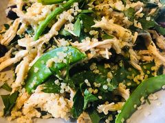 藜麦鸡肉橄榄荷兰豆色拉-Wagas(凤凰汇店)