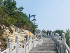 -定都峰