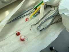 -上海市徐汇区口腔医院