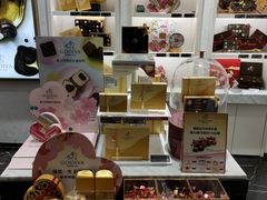 零售区-GODIVA(宁波来福士店)
