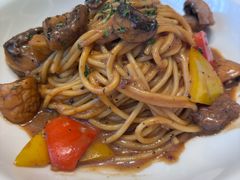 -马克西姆俄罗斯餐厅(通亚街店)