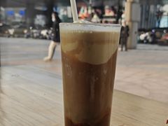 -星巴克臻选(上海合生汇1F店)