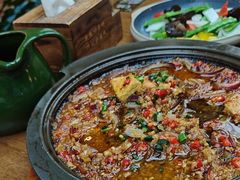 -云海肴·汽锅鸡·云南菜(天山百盛优客店)