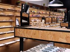-罗伯特眼镜·蔡司官方授权(罗湖国贸店)
