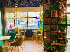 -ZING COFFEE 镜咖啡