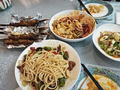 -汗腾格里·风味餐厅(新疆驻京办店)