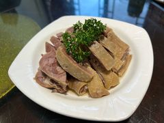 扬州盐水鹅-七宝农家菜(七宝老街店)