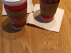 -星巴克臻选(上海中环广场2F店)