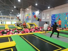 -Bounce Factory反弹工厂蹦床公园(群力店)