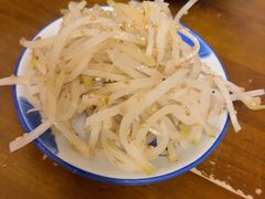 -王记酱骨头馆(新华路一店)