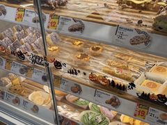 -85度C(生甜甜圈研究工坊·上海平凉店)
