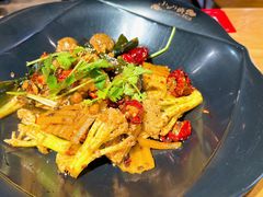 -小山城麻辣香锅(新邻生活广场店)