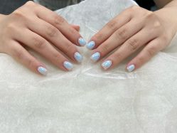 -芊屿芊浔美甲