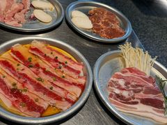 -欧巴炭烤肉오빠숯불구이(南京东路店)