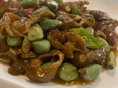 腊八蒜炒肥肠-闻道食府烙饼卷带鱼(原车耳营店原大觉寺店)