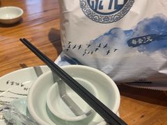 -头上红煨盐鸡·非遗院子餐厅