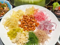 -得意咚瓜·顺德鱼生·冬瓜火锅(深圳首店)