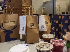 -瑞幸咖啡(凯德龙之梦莘庄店)