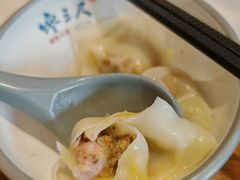 -馋三尺蟹粉小笼(人民广场店)