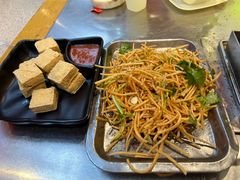 -7只羊·鲜羊肉串·地锅鸡精酿(玄武墨香路店)