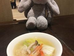 -鲜艳西餐厅(衡山路十二号华邑店)