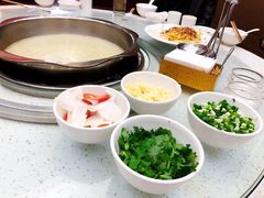 -邱羊子烤全羊羊肉馆(中优·观澜店)