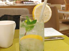 -都会尚膳·海鲜自助餐厅(重庆万豪酒店)