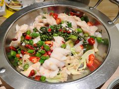 -小鱼小牛·鱼牛干锅·脆鱼火锅(世欧广场店)